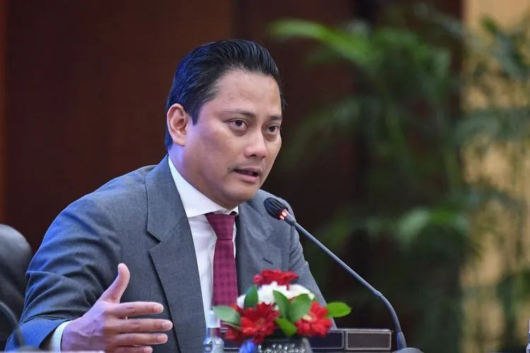 Wakil Menteri Keuangan Thomas Djiwandono menyampaikan pandangan dalam sebuah forum resmi, di tengah sorotan namanya yang masuk bursa calon pimpinan Bank Indonesia.