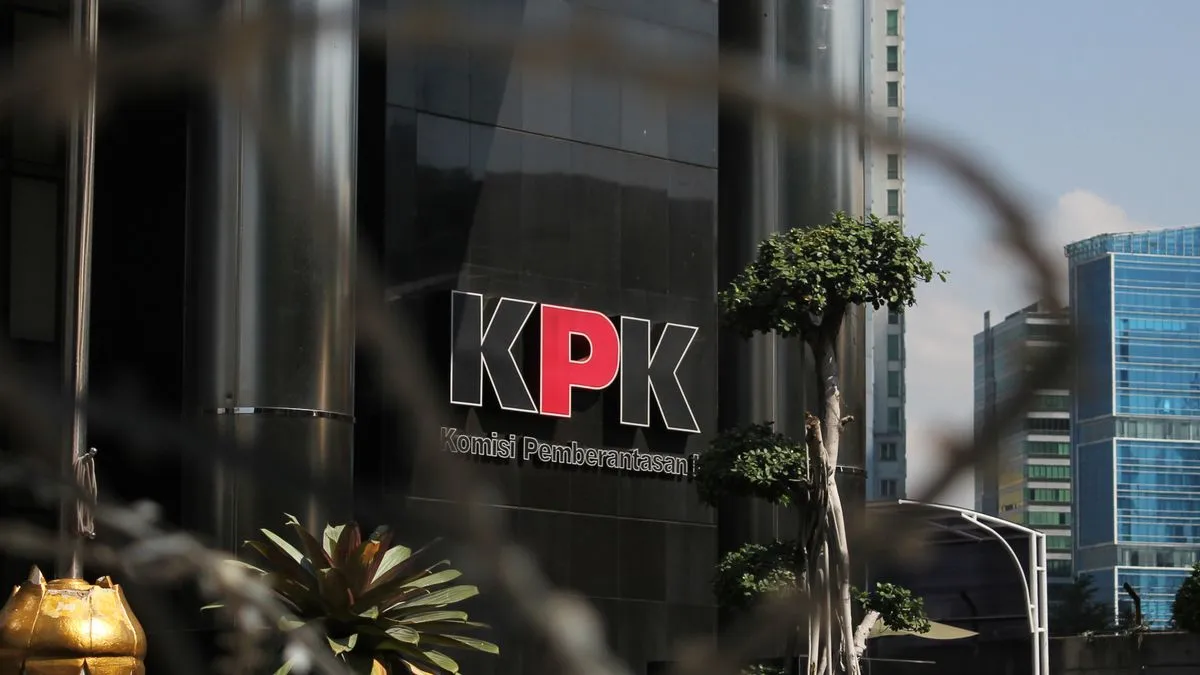 KPK menyita uang ratusan juta rupiah dari Kadis DPMPTSP Kota Madiun dalam pengusutan kasus pemerasan dana CSR dan gratifikasi yang menjerat Wali Kota Madiun nonaktif, Maidi. Penyidik kini mendalami peran para pihak dan aliran uang dalam perkara tersebut.