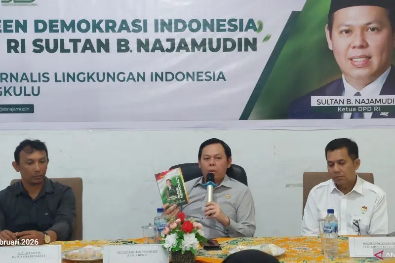 Ketua Dewan Perwakilan Daerah Republik Indonesia, Sultan Bachtiar Najamudin, menekankan pentingnya evaluasi menyeluruh otonomi daerah saat dialog Green Demokrasi Indonesia di Bengkulu, Selasa (17/2/2026).