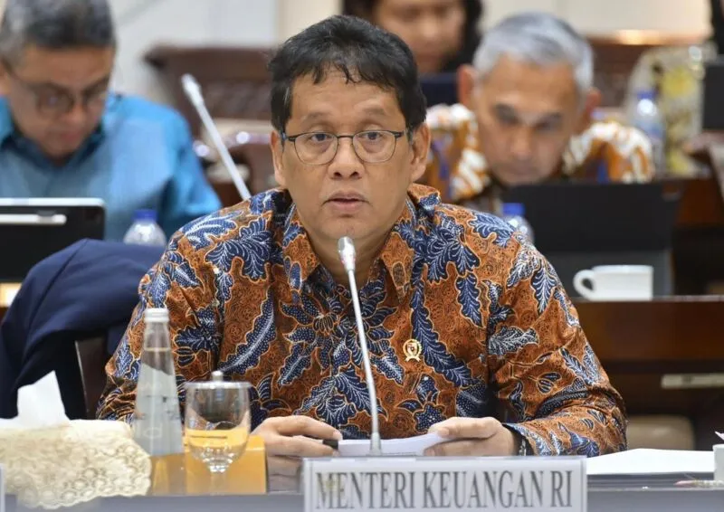 Purbaya menyemprot BPJS Kesehatan terkait penonaktifan PBI yang dinilai konyol dan membuat masyarakat resah. Kebijakan ini dinilai merugikan rakyat kecil yang bergantung pada jaminan kesehatan dari pemerintah.