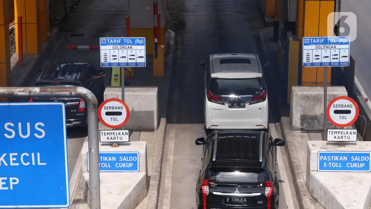 Pemerintah kembali mematangkan penerapan sistem tol nirsentuh MLFF melalui uji coba ulang. Evaluasi menyeluruh dilakukan agar sistem berjalan optimal, aman, dan siap diterapkan di berbagai ruas tol Indonesia.