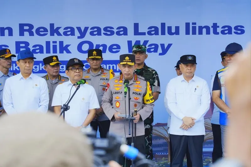 Arus balik Lebaran 2026 hingga penanganan sejumlah kasus korupsi menjadi sorotan utama dalam dinamika hukum sepekan terakhir. Aparat terus mengoptimalkan pelayanan publik sekaligus memperkuat penegakan hukum demi menjaga stabilitas dan kepercayaan masyarakat.