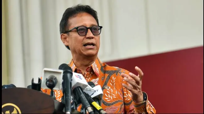 Pemerintah menyiapkan program Cek Kesehatan Gratis 2026 dengan sistem rapor kesehatan. Masyarakat yang masuk kategori merah dan kuning wajib mendapat tindak lanjut medis agar penyakit bisa dicegah sejak dini dan kualitas hidup meningkat.