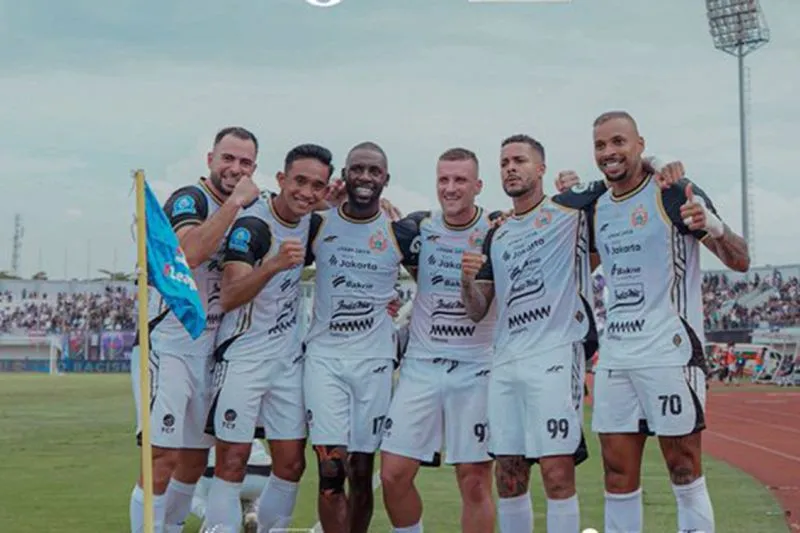 Persija Jakarta meraih kemenangan penting usai menundukkan Persita Tangerang dengan skor 2-0 pada laga BRI Super League 2025/2026 di Indomilk Arena, Jumat (30/1/2026). Gol Gustavo Almeida dan Maxwell Souza memastikan tiga poin bagi Macan Kemayoran.