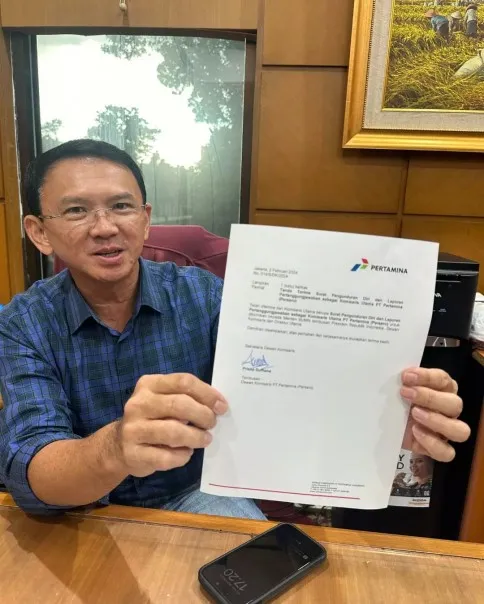 Ahok buka kartu di Pengadilan Tipikor. Mundur dari Pertamina bukan soal jabatan, tapi karena beda jalan politik dengan Jokowi. Kesaksian yang membuka tabir relasi kekuasaan di balik BUMN strategis.