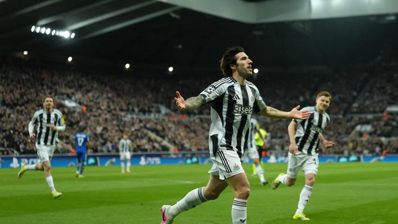 Newcastle United Menang 3-2 atas Qarabag FK, Lolos ke 16 Besar UEFA Champions League.
