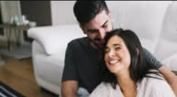 74% Lajang Lebih Tertarik Sama Uang Daripada Chemistry, Ini Faktanya (Ilustrasi)