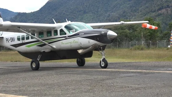 Dari Mendarat hingga Tewas Dikejar OTK: Kronologi Penembakan Pesawat Smart Air di Papua Selatan (Ilustrasi)