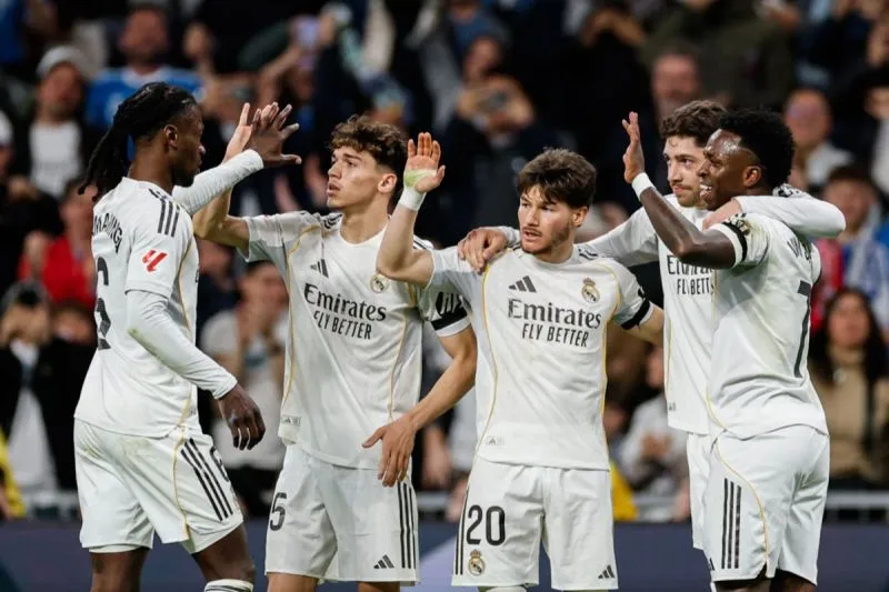 Real Madrid Hajar Elche 4-1, Tekanan ke Barcelona Makin Besar