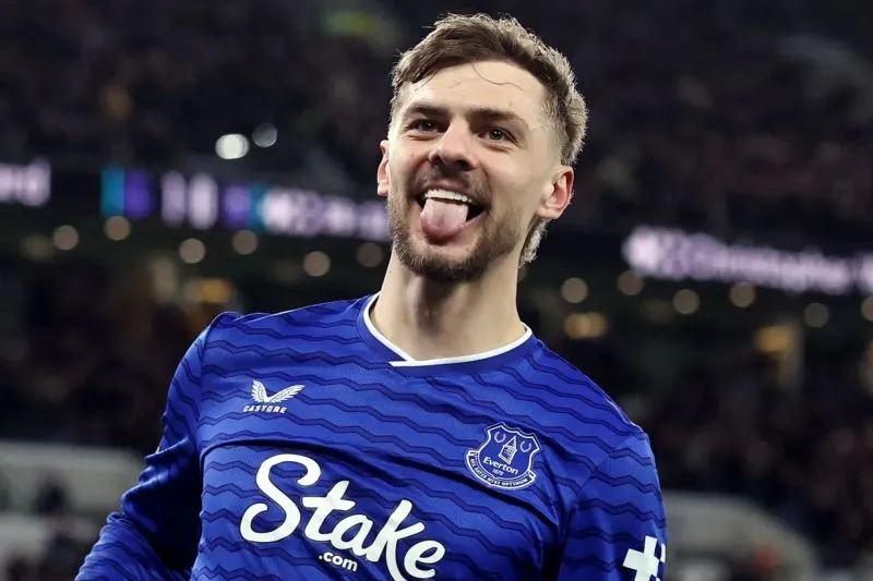 Drama Pekan ke-29: Everton Menang Meyakinkan, Leeds Kembali Terpuruk.