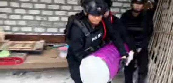 Rencana Pesta Mercon di Bangkalan Gagal Total, Polisi Sita Ratusan Petasan Besar (Ilustrasi)