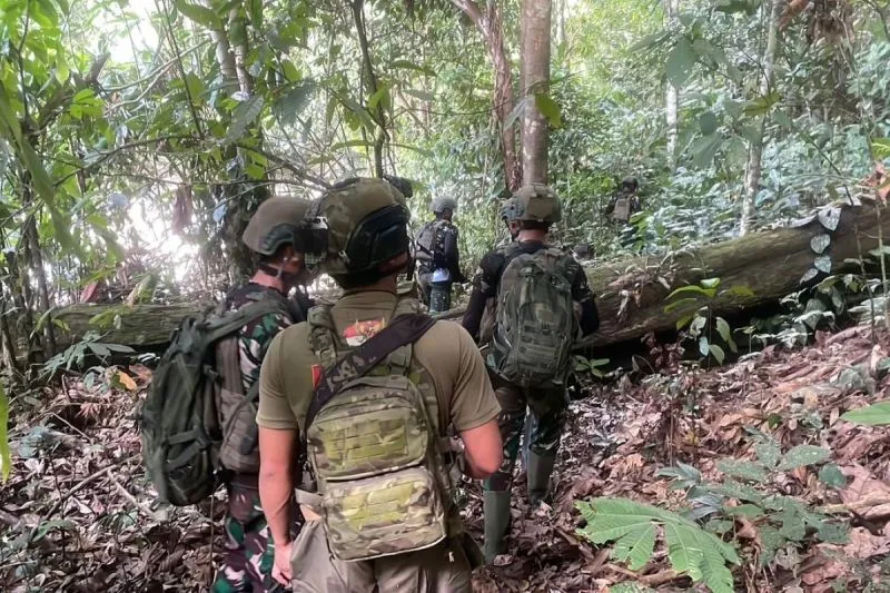 Operasi Gabungan TNI-Polri Lumpuhkan Anggota KKB di Nabire