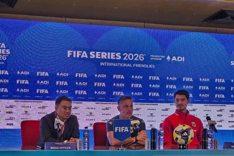 Pelatih timnas Indonesia John Herdman menyoroti potensi Dony Tri Pamungkas sebagai bagian dari regenerasi skuad, sekaligus menyiapkan kombinasi pemain muda dan senior menuju agenda internasional mendatang.