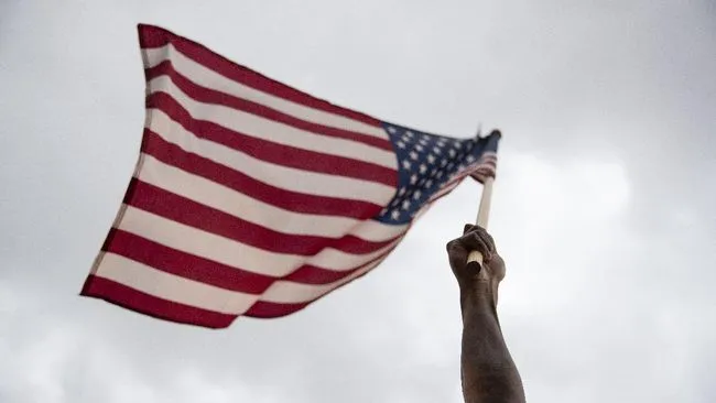 Dukungan Perang di AS Terbelah Tajam, Polarisasi Politik Makin Menguat (Ilustrasi)