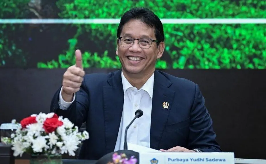 Menteri Keuangan Purbaya Yudhi Sadewa meninjau aktivitas perdagangan dan berdialog dengan pedagang di Pasar Beringharjo, Yogyakarta, Selasa (17/3/2026), serta menegaskan pasar tradisional masih ramai dan memiliki omzet tinggi di tengah pemulihan ekonomi.