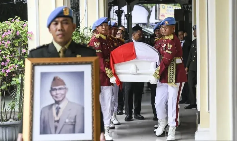 Kabar Duka: Wapres Ke-6 RI Meninggal Dunia pada Senin Pagi.