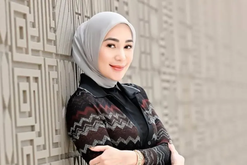 Mantan istri Andre Taulany, Erin Taulany, dilaporkan ke Polres Metro Jakarta Selatan atas dugaan penganiayaan terhadap seorang ART di kawasan Bintaro, kasus masih dalam tahap penyelidikan polisi