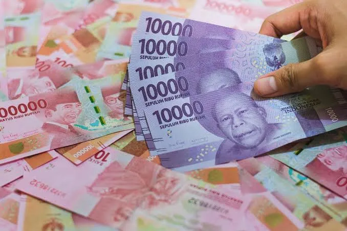 Rupiah Tembus Rp 17.127 per Dolar, Pengusaha Mulai Teriak Biaya Impor Naik (Ilustrasi)